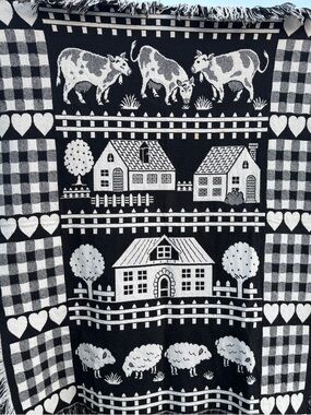 American Vintage Black and White Farmhouse Throw Blanket
